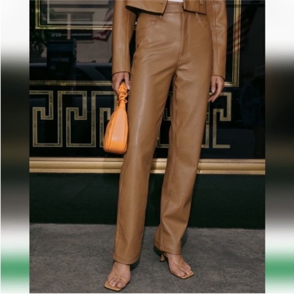 Abercrombie & Fitch Camel The 90s Straight Ultra High Rise Faux Leather Pants - Picture 1 of 8